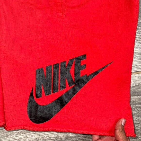 Nike shorts - Picture 2 of 3